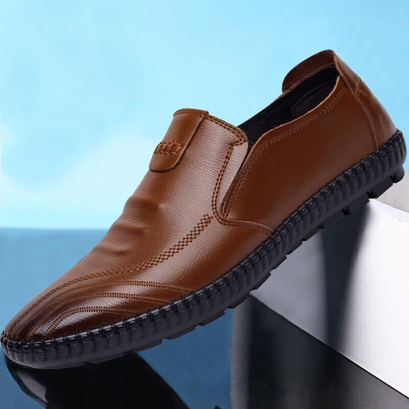 Men Casual Loafers Comfortable Lightweigh Flat Walking Footwear Moccasins Italian Breathable Slip on Male Leather Shoes